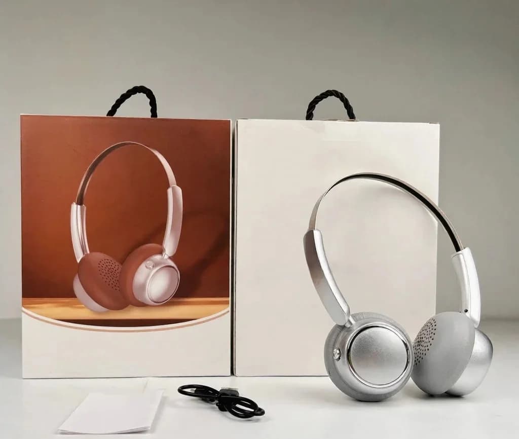 Retro bezprzewodowe słuchawki nauszne z radiem FM i Bluetooth 5.4