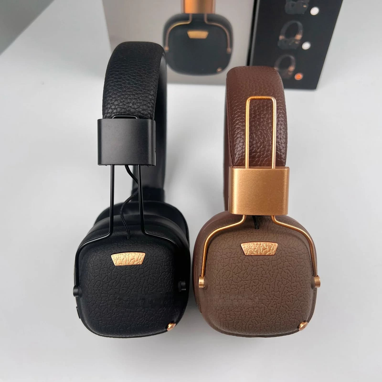 Retro bezprzewodowe słuchawki nauszne Bluetooth z trybami EQ